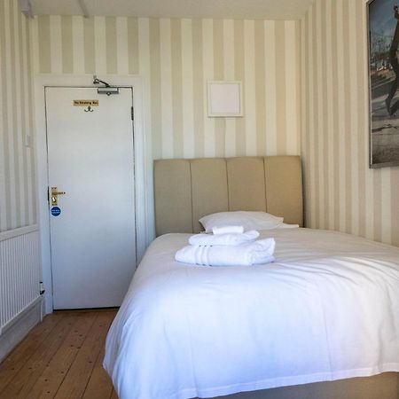 Cawdor House B&B แนร์น ภายนอก รูปภาพ