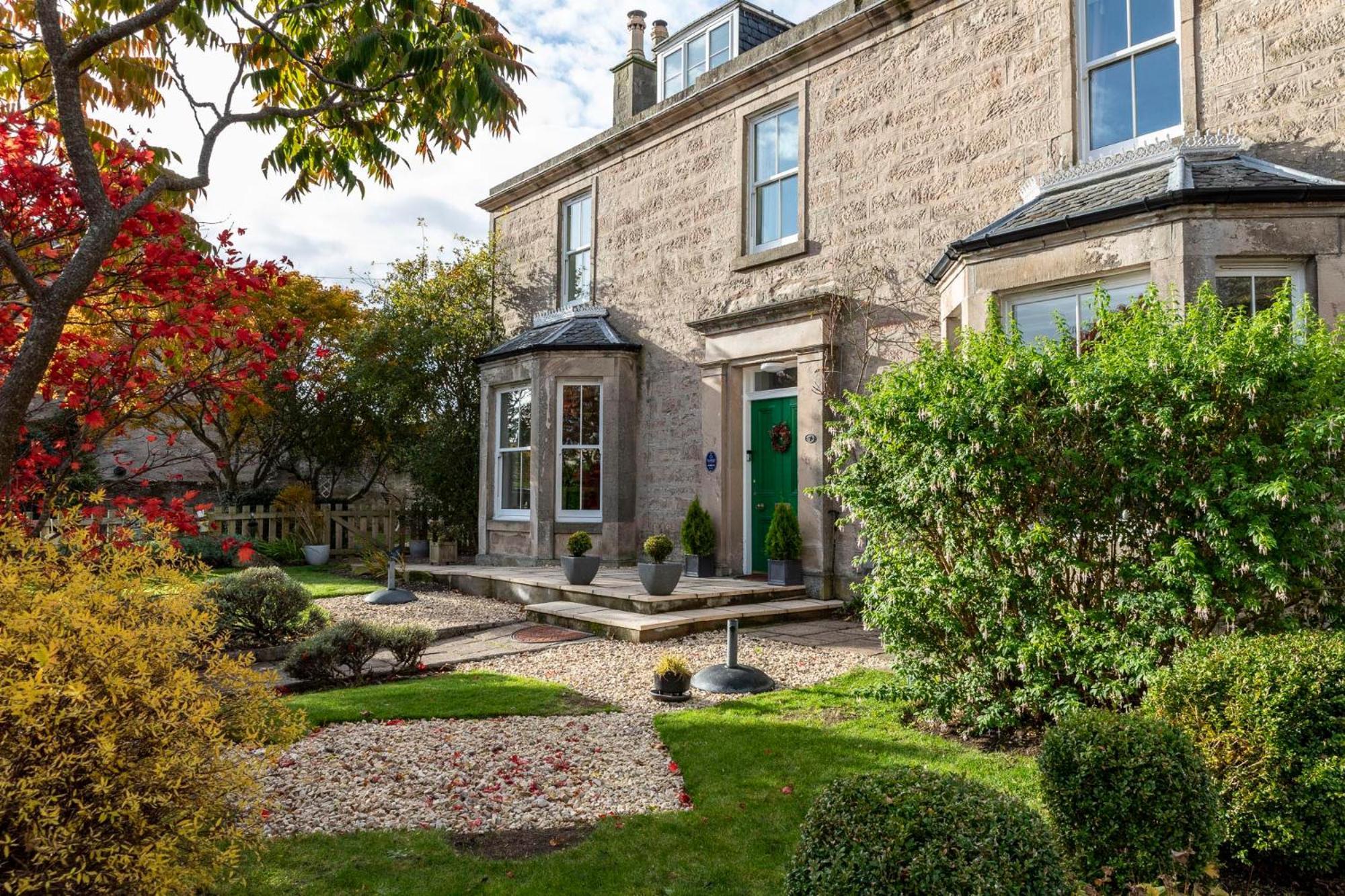 Cawdor House B&B แนร์น ภายนอก รูปภาพ