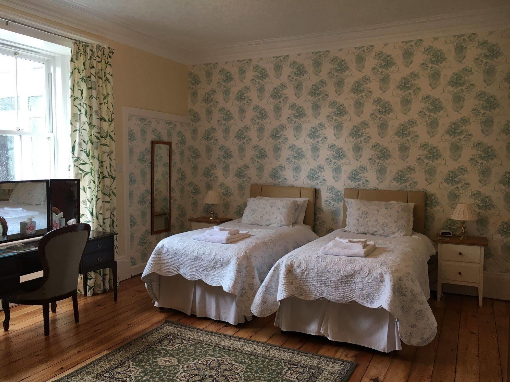 Cawdor House B&B แนร์น ภายนอก รูปภาพ