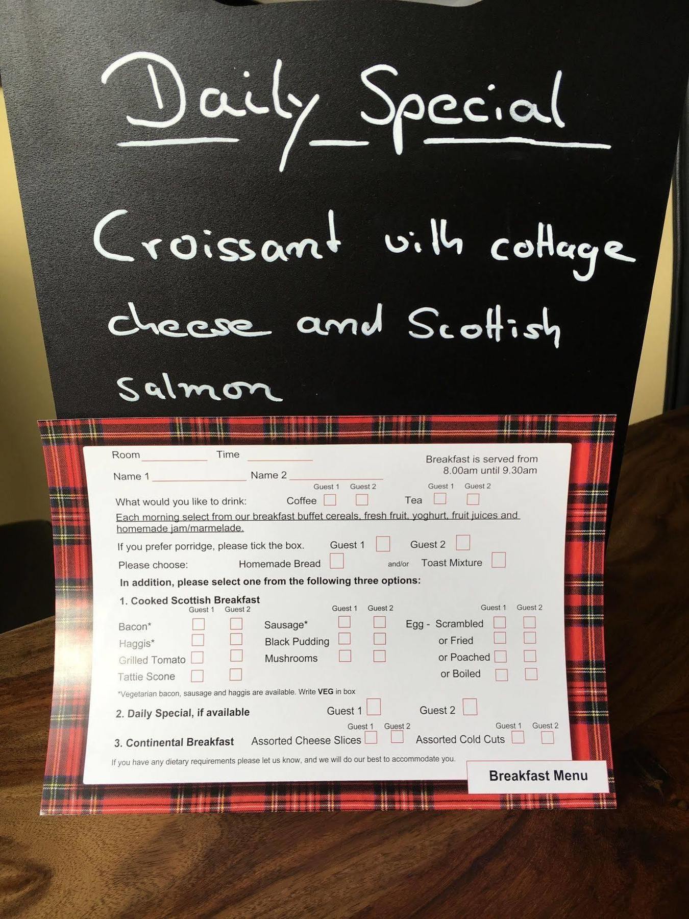 Cawdor House B&B แนร์น ภายนอก รูปภาพ
